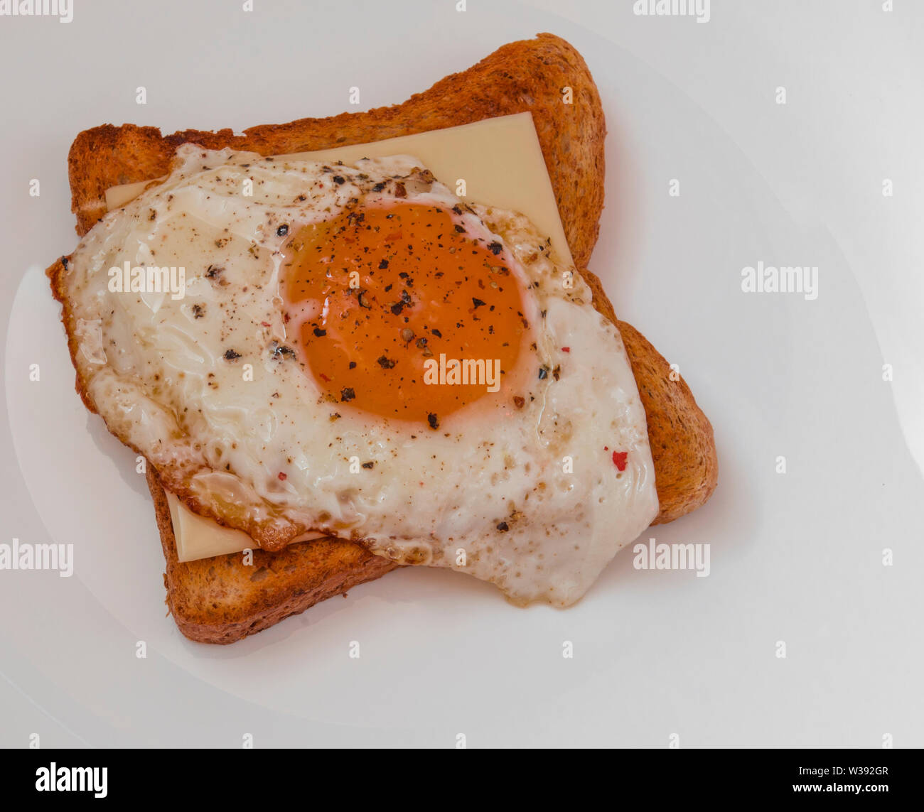 Toast with egg and cheese, fast breakfast or snack Stock Photo Alamy
