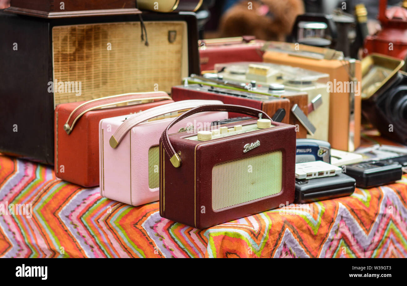 London, UK, July 9, 2019: Retro old radios for sale at the Portobello Road  Market Stock Photo - Alamy