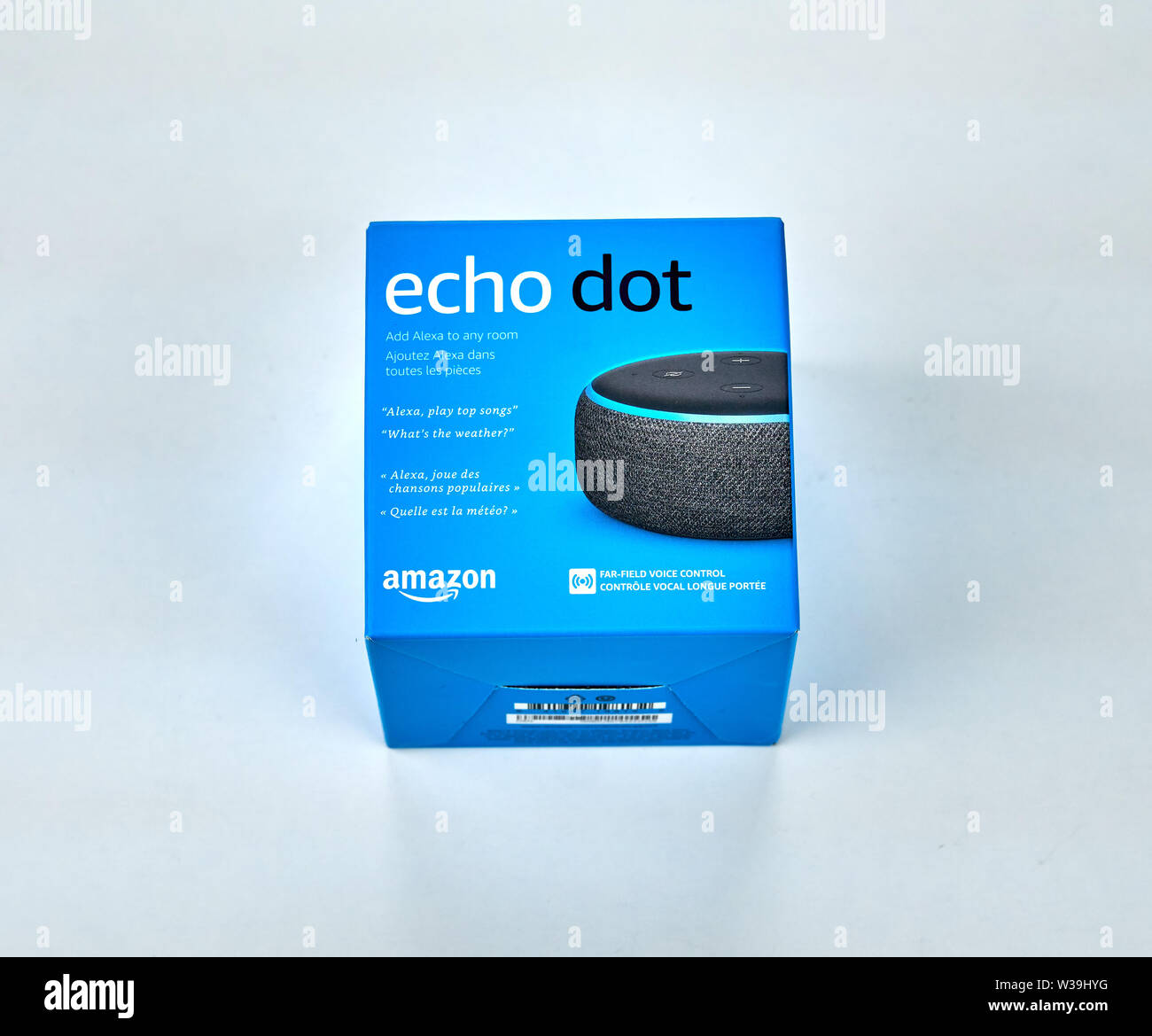 MONTREAL, CANADA - DECEMBER 17, 2018: Amazon Echo and Echo Dot with box  over white background. Amazon Echo and Echo Dot are a brand of smart  speakers Stock Photo - Alamy