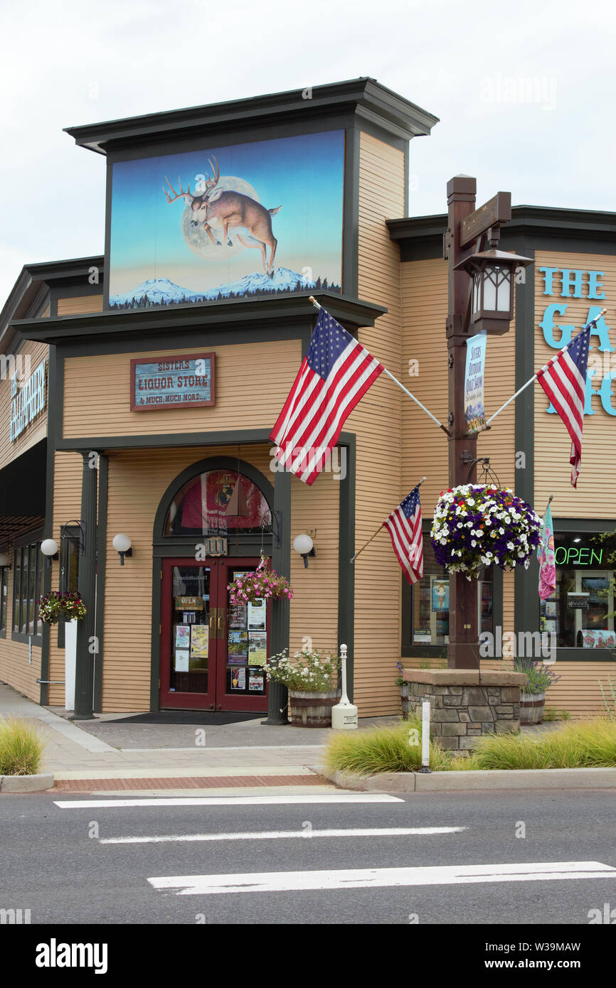 An interesting looking liquor store in the Central Oregon town of