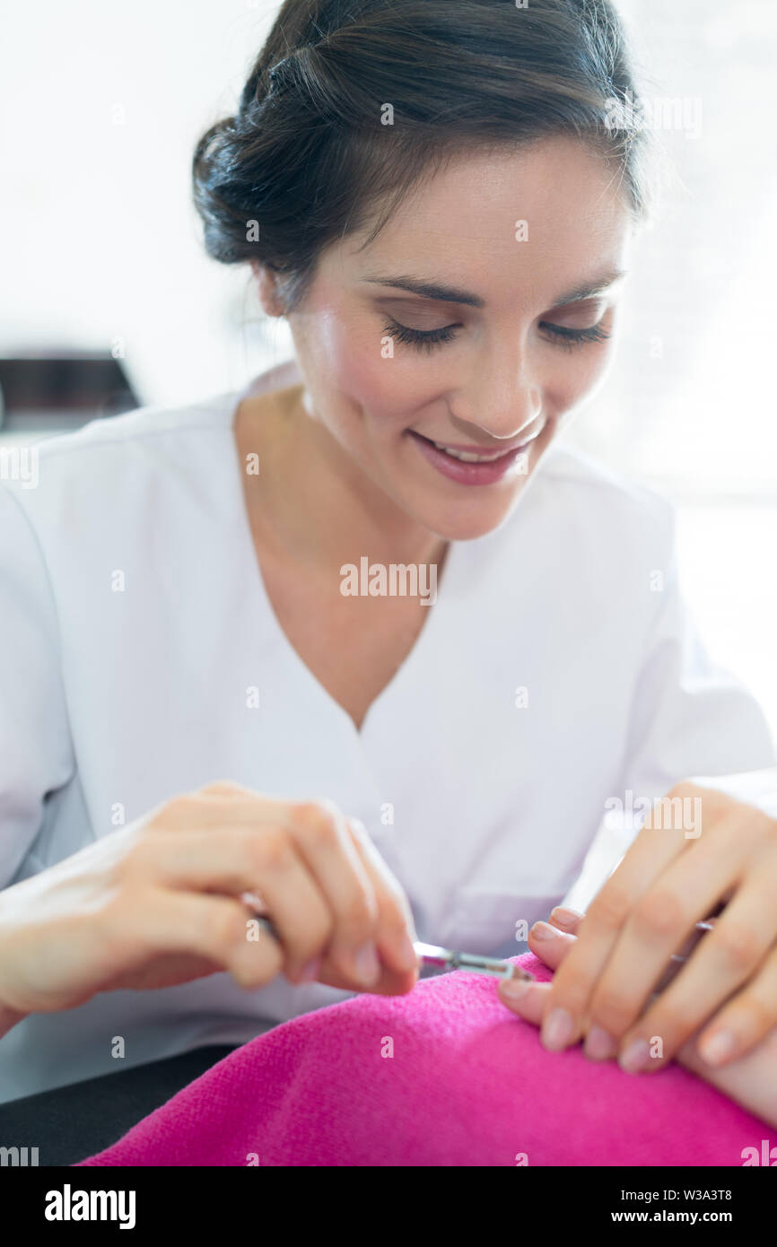 manicurist at work Stock Photo Alamy