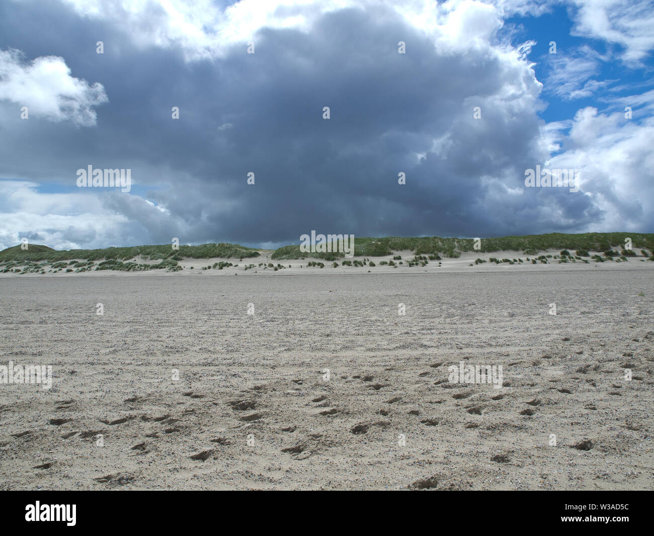 Discover The German River Reaching The North Sea - 2qvwysf