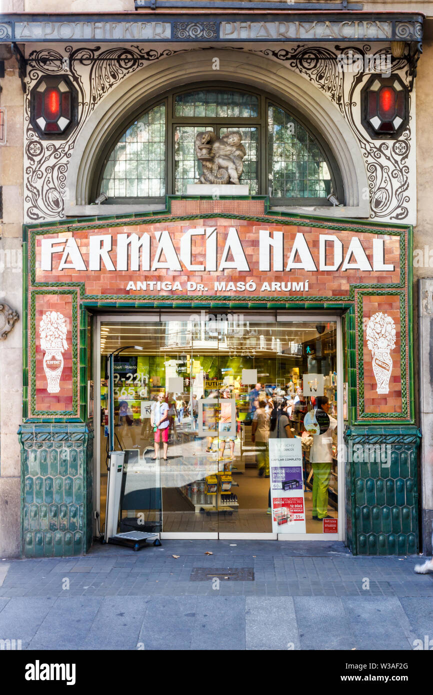 Barcelona Pharmacy High Resolution Stock Photography and Images - Alamy