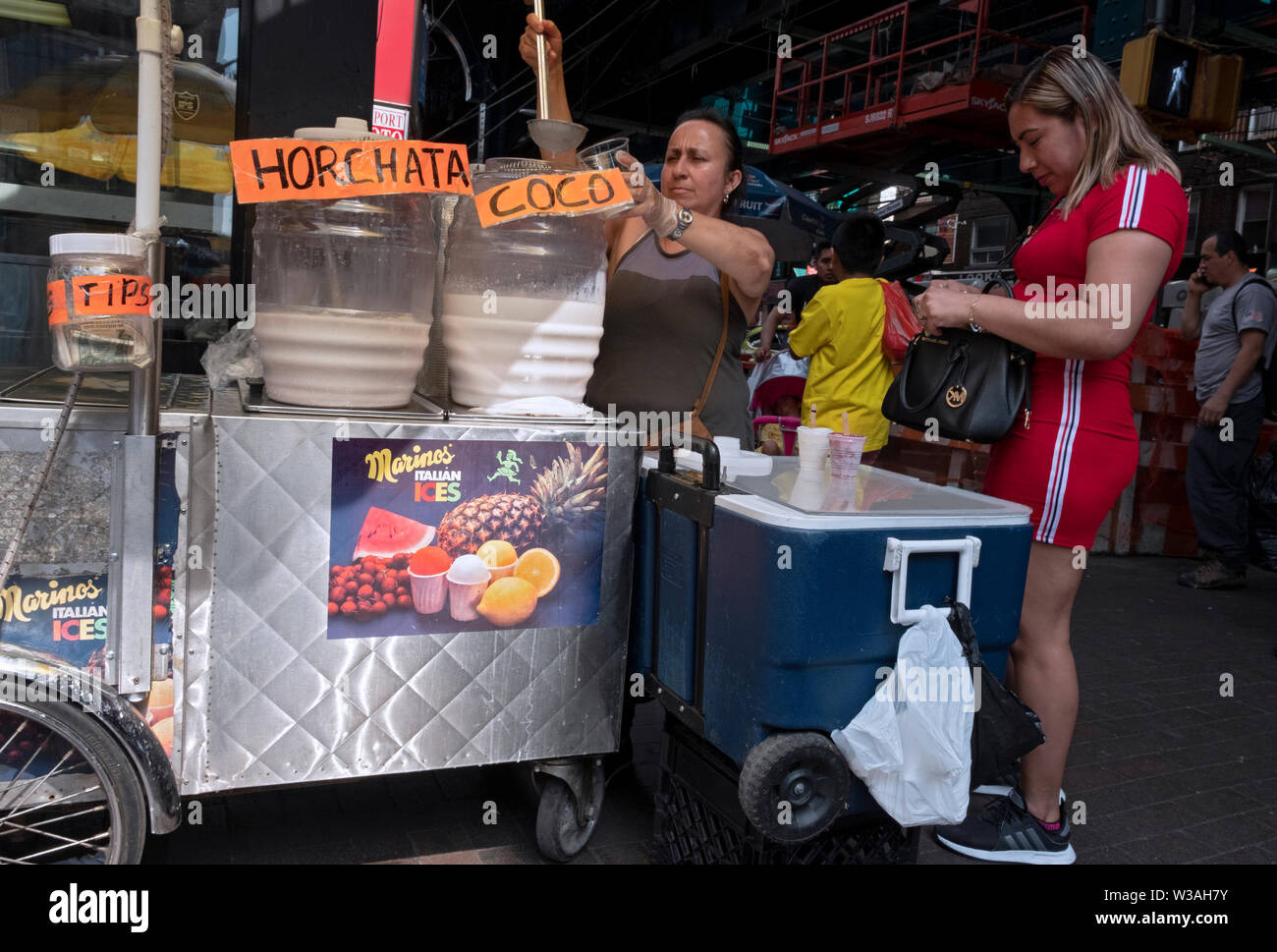 Hot and cold drinks hires stock photography and images Alamy
