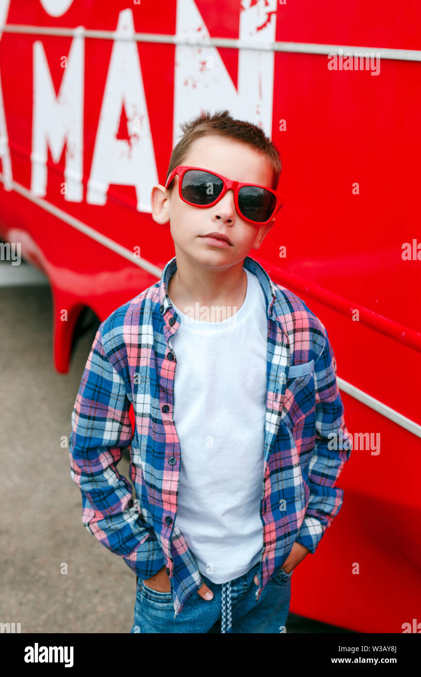 red boy sunglasses