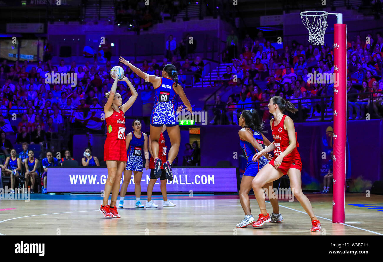 England's Joanne Harten and Somoa's Afi Lafaiali'i-Sapolu during the Netball World Cup match at the M&S Bank Arena, Liverpool. Stock Photo