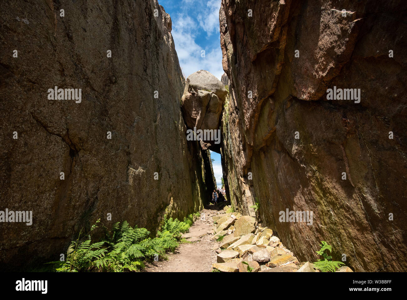 Fjällbacka, Sweden - July 9, 2019: View of the Kungsklyfta gorge in Fjällbacka, where parts of the film Ronja the Robber's Daughter were shot, Western Stock Photo