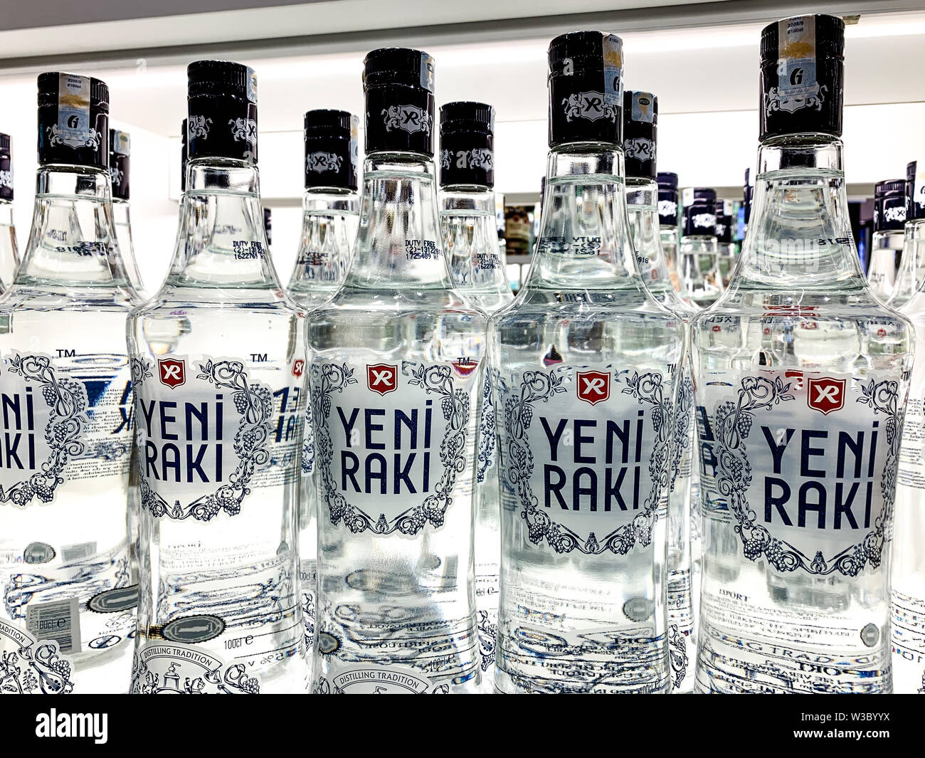 Popular yeni raki turkish aperitif hires stock photography and images Alamy Popular yeni raki turkish aperitif hires stock photography and images Alamy