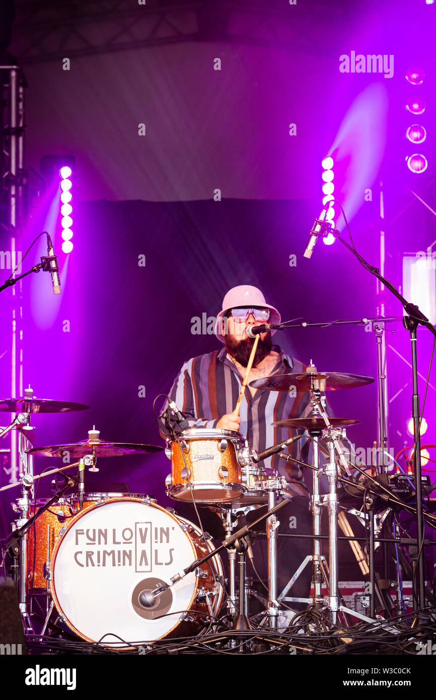 Fun Lovin' Criminals, Village Green Music and Arts Festival, Southend-on-Sea, Essex © Clarissa Debenham / Alamy Stock Photo