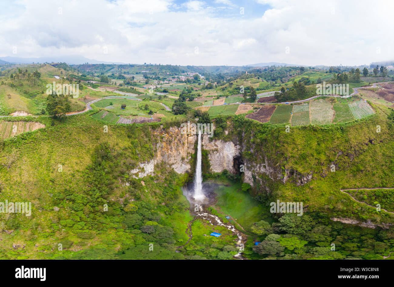Aerial View Sipiso Piso Waterfall In Sumatra Travel Destination In Berastagi And Lake Toba Indonesia W3c8n8 Jpg