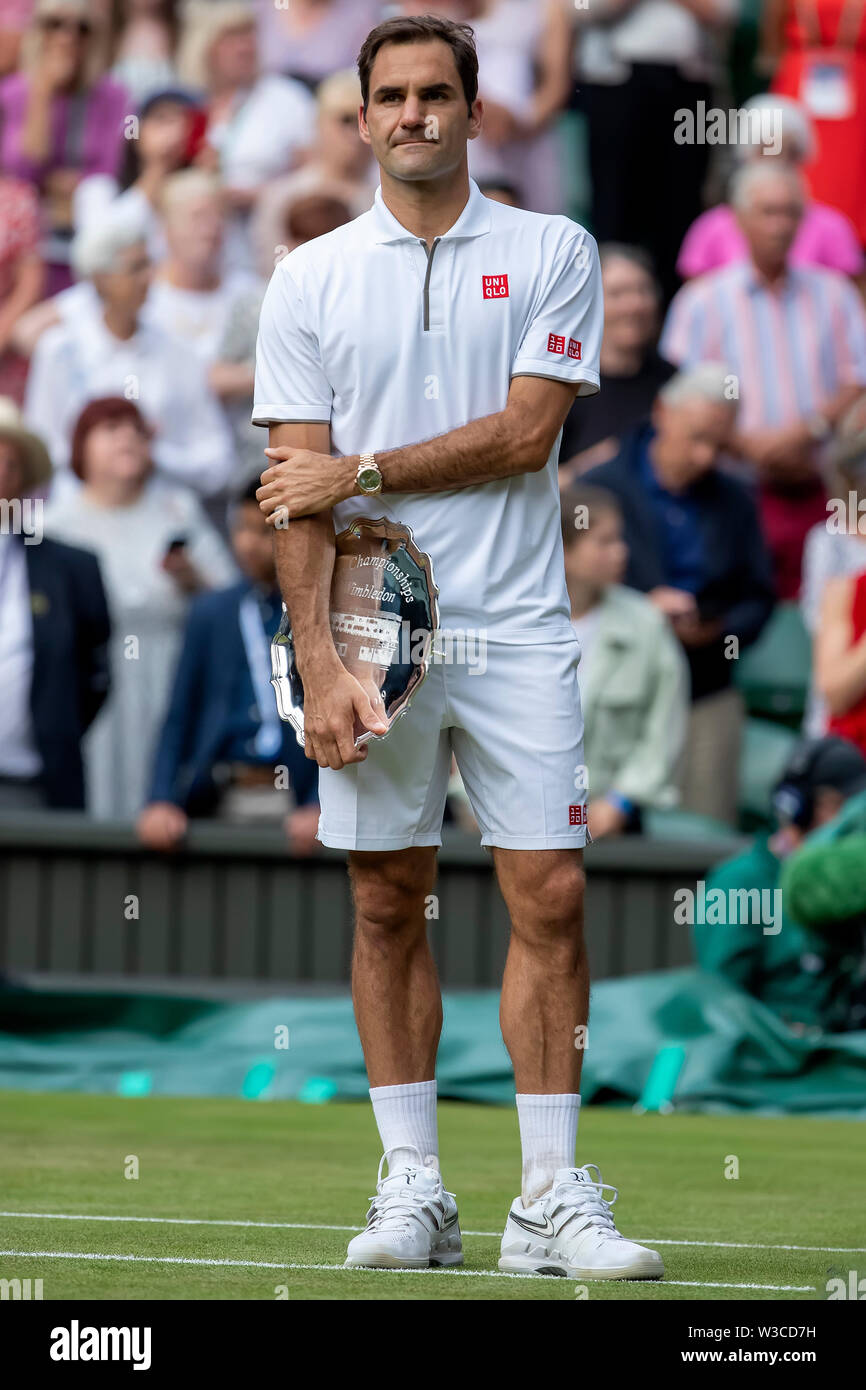 Roger Federer Wimbledon Action Images High Resolution Stock Photography And Images Alamy