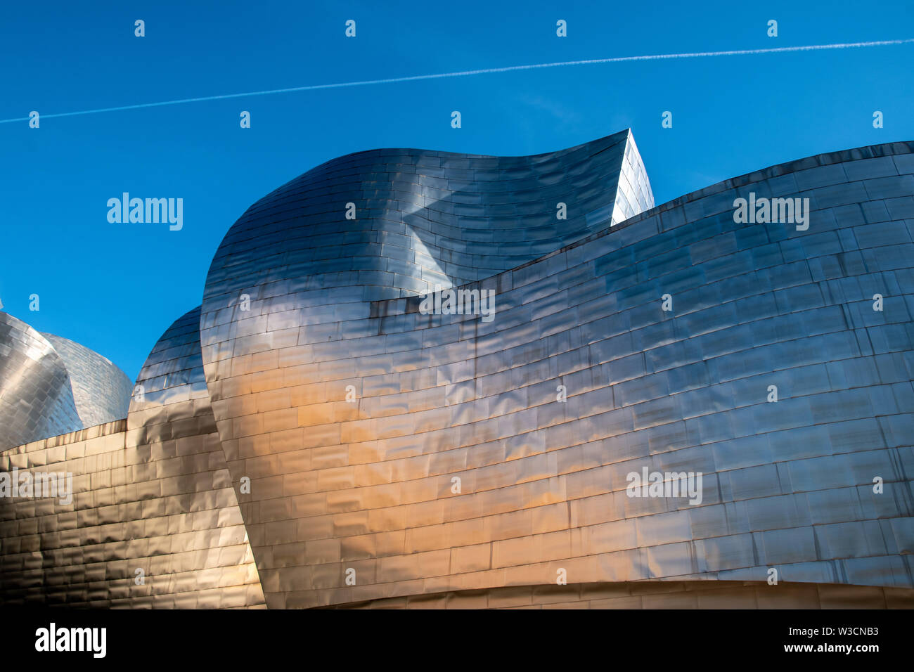The exterior metal skinned Guggenheim Museum of Bilbao, Spain Stock Photo