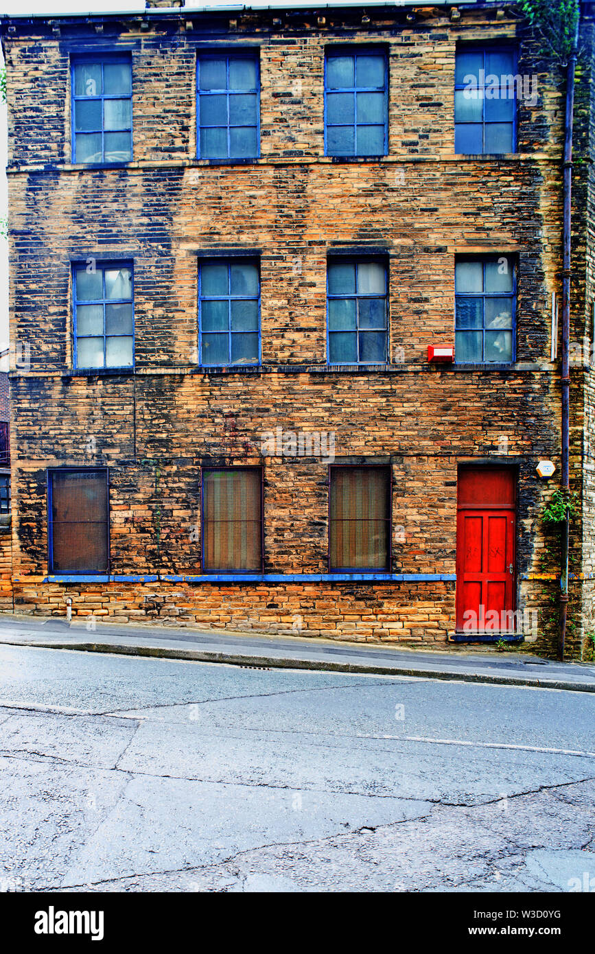 Dissused warehouse, Bradford, England Stock Photo Alamy