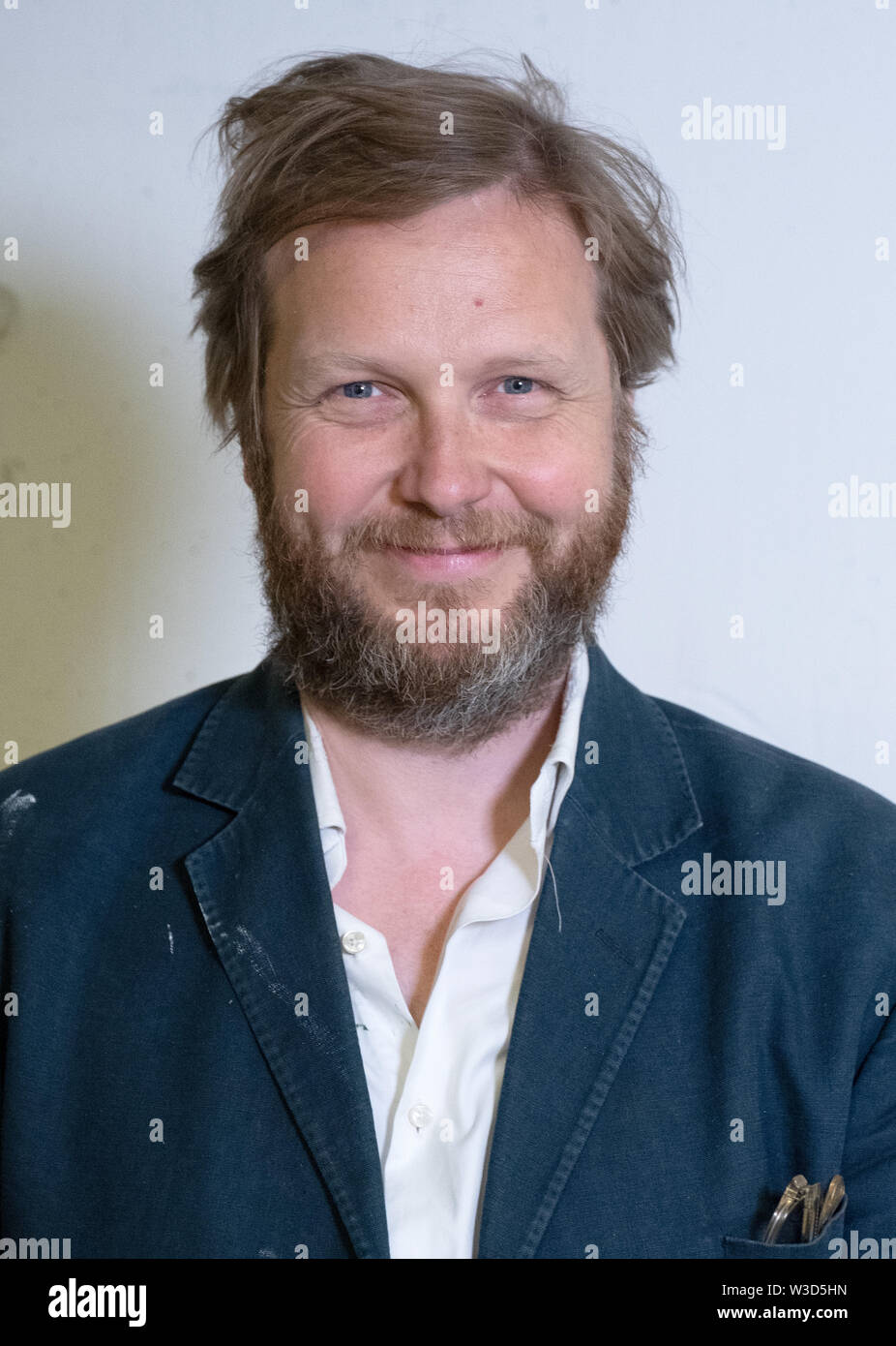 Stuttgart, Germany. 12th July, 2019. Ragnar Kjartansson, performance artist from Iceland, photographed in the rooms of the Kunstmuseum before the beginning of his exhibition with the title: 'Scheize - Liebe - Sehnsucht'. Credit: Bernd Weißbrod/dpa/Alamy Live News Stock Photo