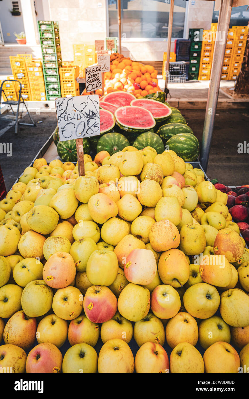 Bari puglia street food hi-res stock photography and images - Alamy