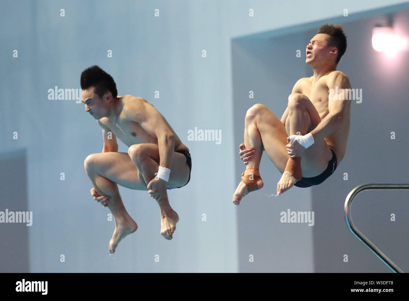 Gwangju, South Korea. 15th July, 2019. Cao Yuan & Chen Aisen (CHN) Diving : 18th FINA World Championships Gwangju 2019 Men's 10m Platform Synchro Preliminary Round at Nambu International Aquatics Centre in Gwangju, South Korea . Credit: YUTAKA/AFLO SPORT/Alamy Live News Stock Photo