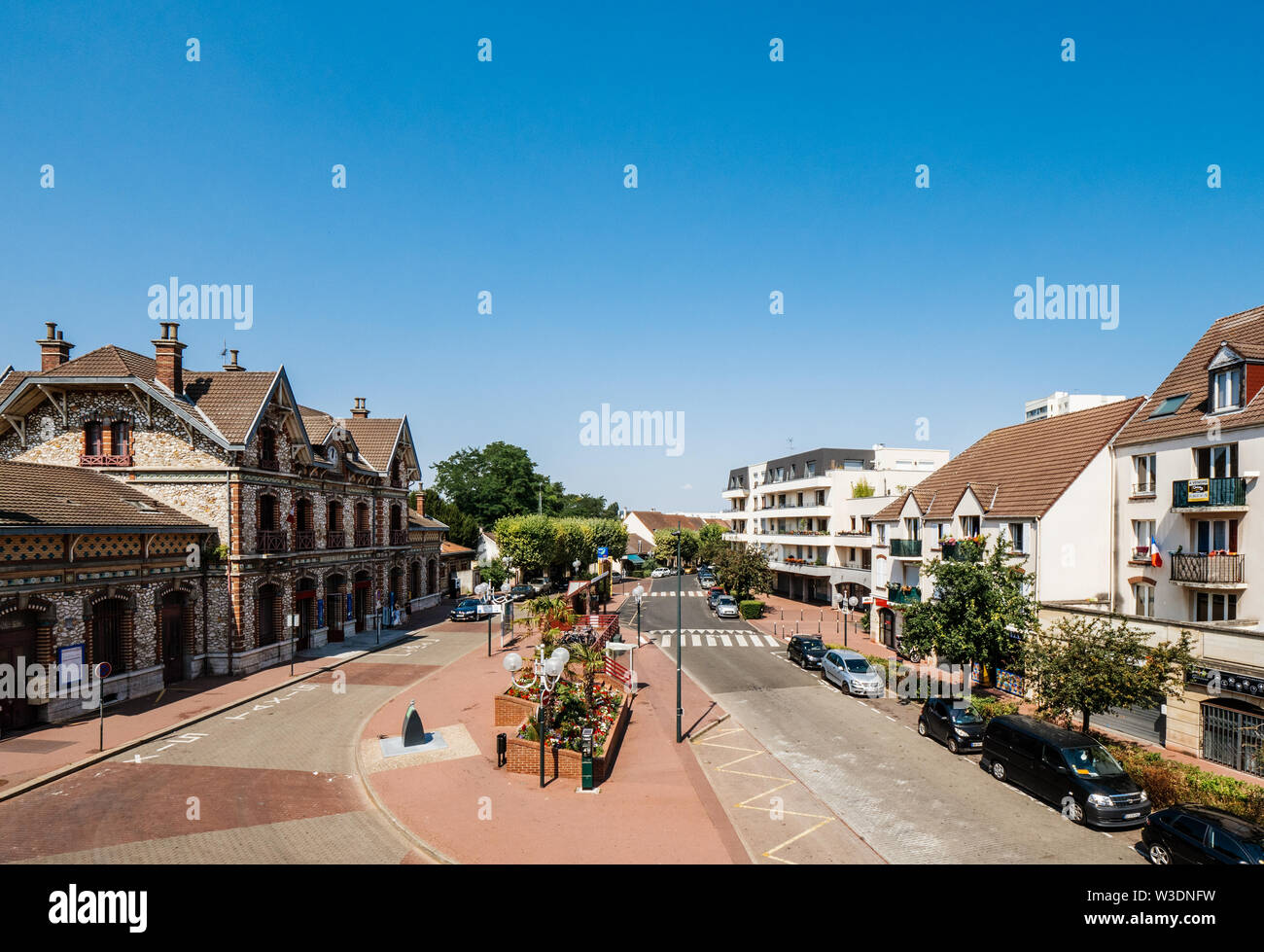 Paris France Aerial View Train Hi res Stock Photography And Images Alamy paris-france-aerial-view-train-hi-res-stock-photography-and-images-alamy