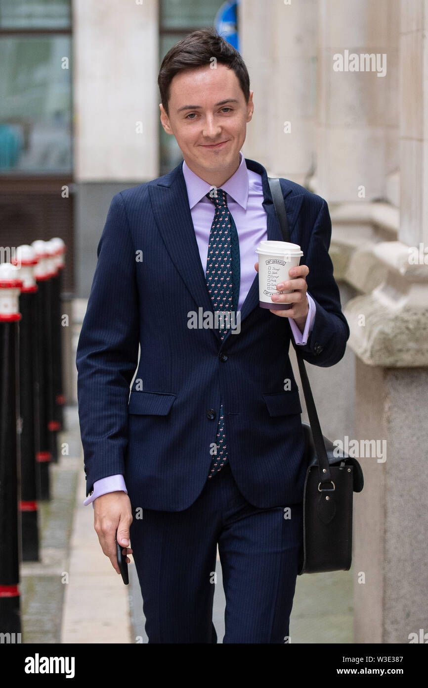 Darren Grimes arrives at the Mayor's and City of London Court to appeal against a ??20,000 fine imposed by the Electoral Commission. The founder of pro-Brexit campaign group BeLeave was fined after allegedly breaching spending rules during the EU referendum campaign. Stock Photo