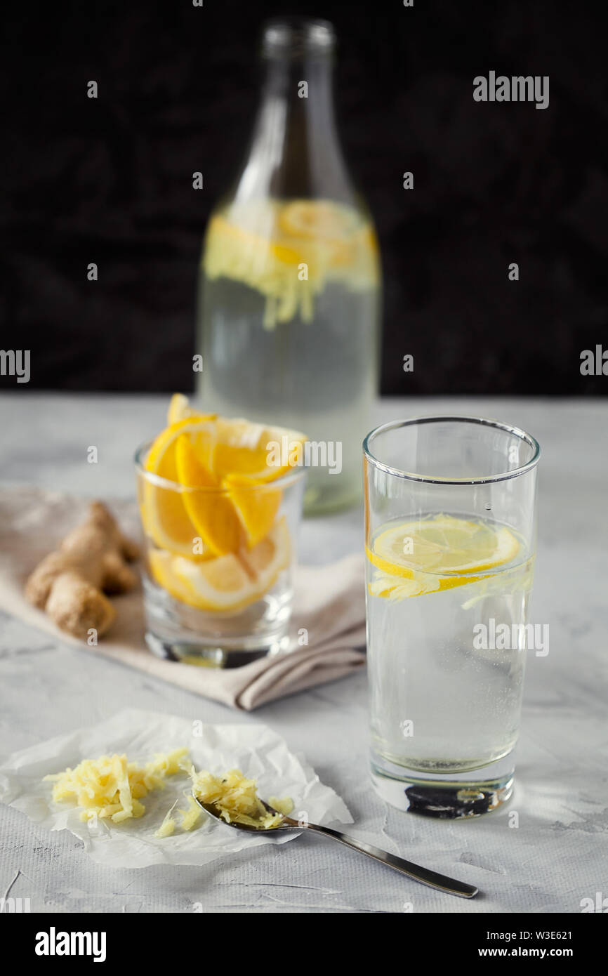 Close up lemon lemon juice bottles hires stock photography and images