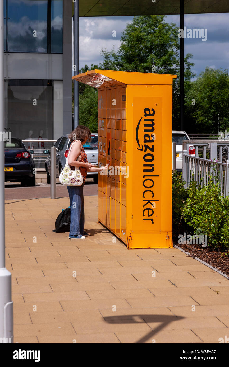 Commercial Retail And Business Park Stock Photos Commercial