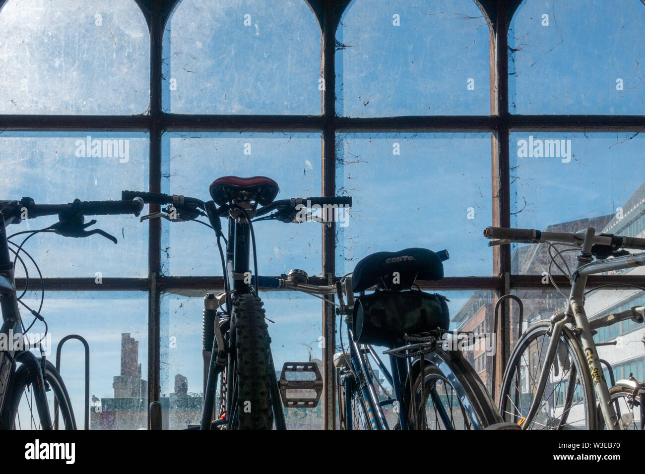 Bicycle storage at Brighton railway station Stock Photo Alamy