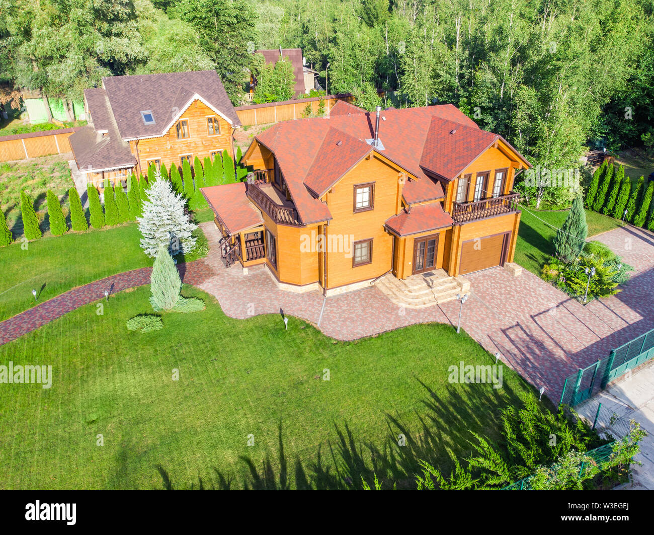 Modern cottage top view beautiful hi-res stock photography and images ...