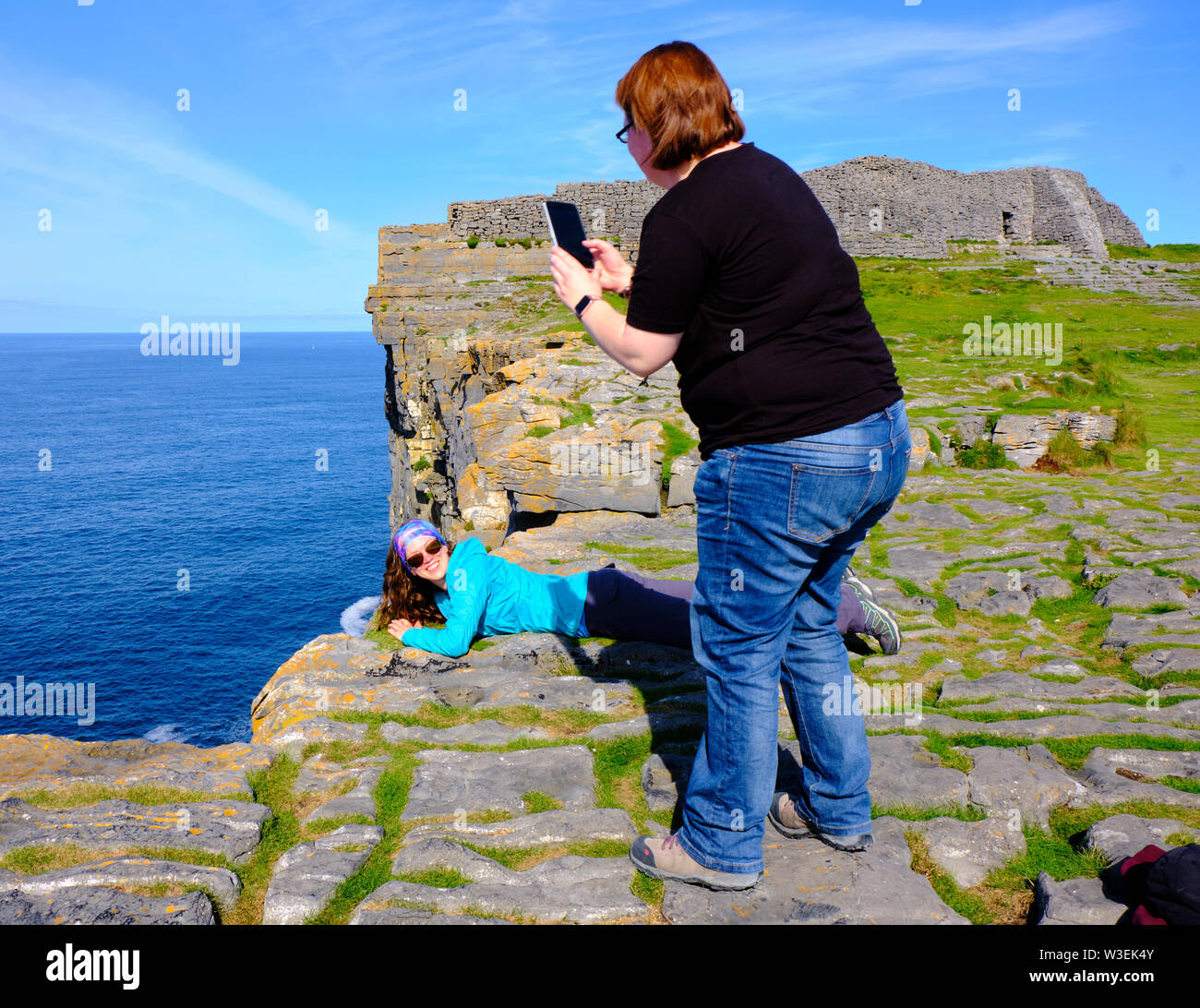 Dun aonghasa hi-res stock photography and images - Alamy