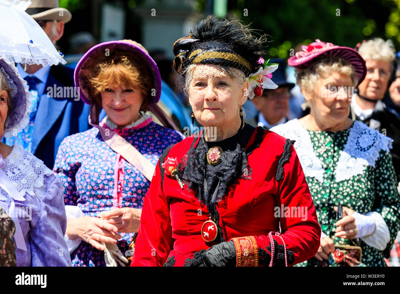 Broadstairs Dickens Festival. The parade of people dressed in Victorian ...