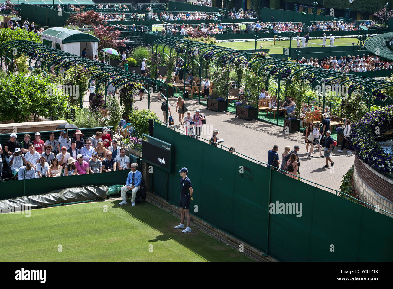 Wimbledon tennis tickets hi-res stock photography and images - Alamy
