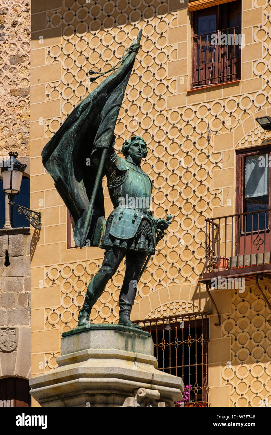Juan Bravo Statue, Medina del Campo square. Segovia city. Castilla León, Spain Europe Stock Photo