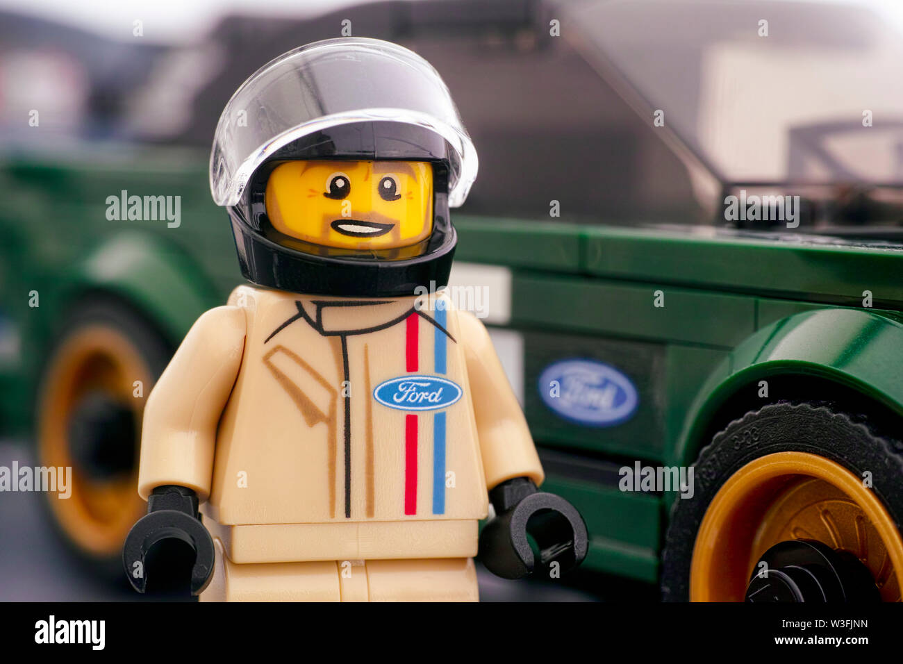 ford mustang fastback lego