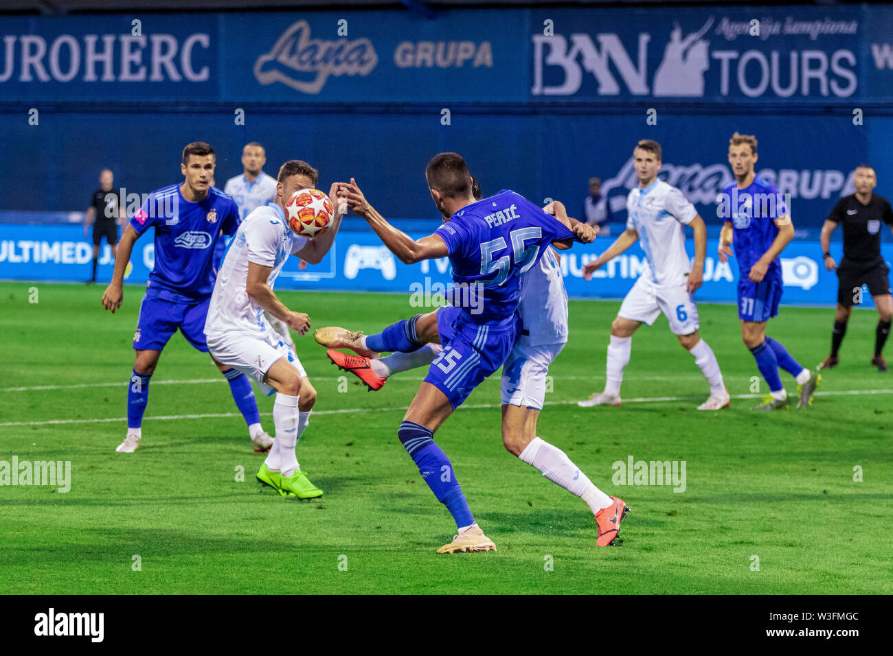 ZAGREB, CROATIA - JULY 13, 2019: Croatian league Supercup, GNK Dinamo vs. HNK  Rijeka. Dinamo players holding trophy and celebrating victory Stock Photo -  Alamy