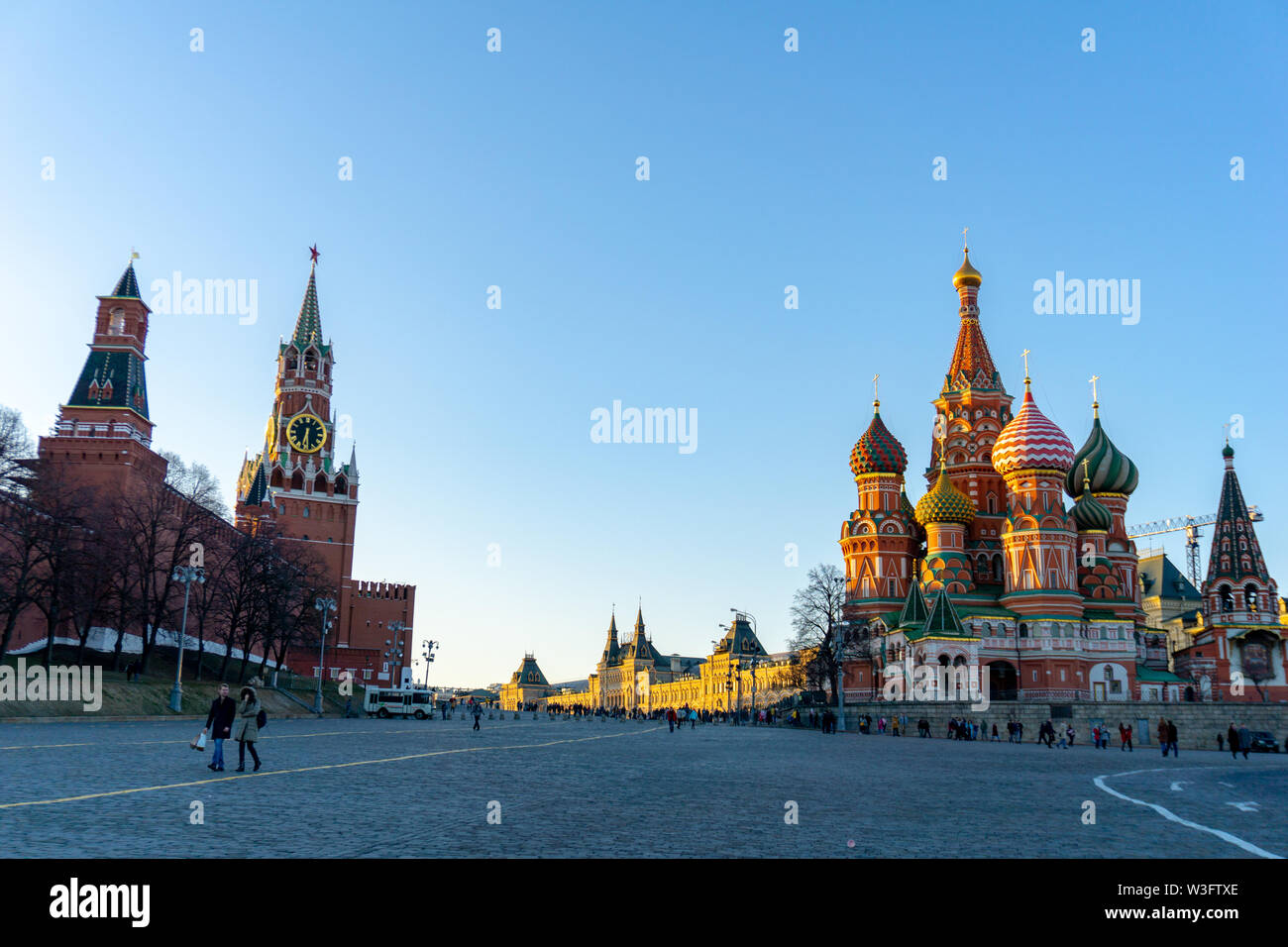 Moscow, Russia, May 30, 2019: St. Basil's Cathedral and Kremlin Walls ...