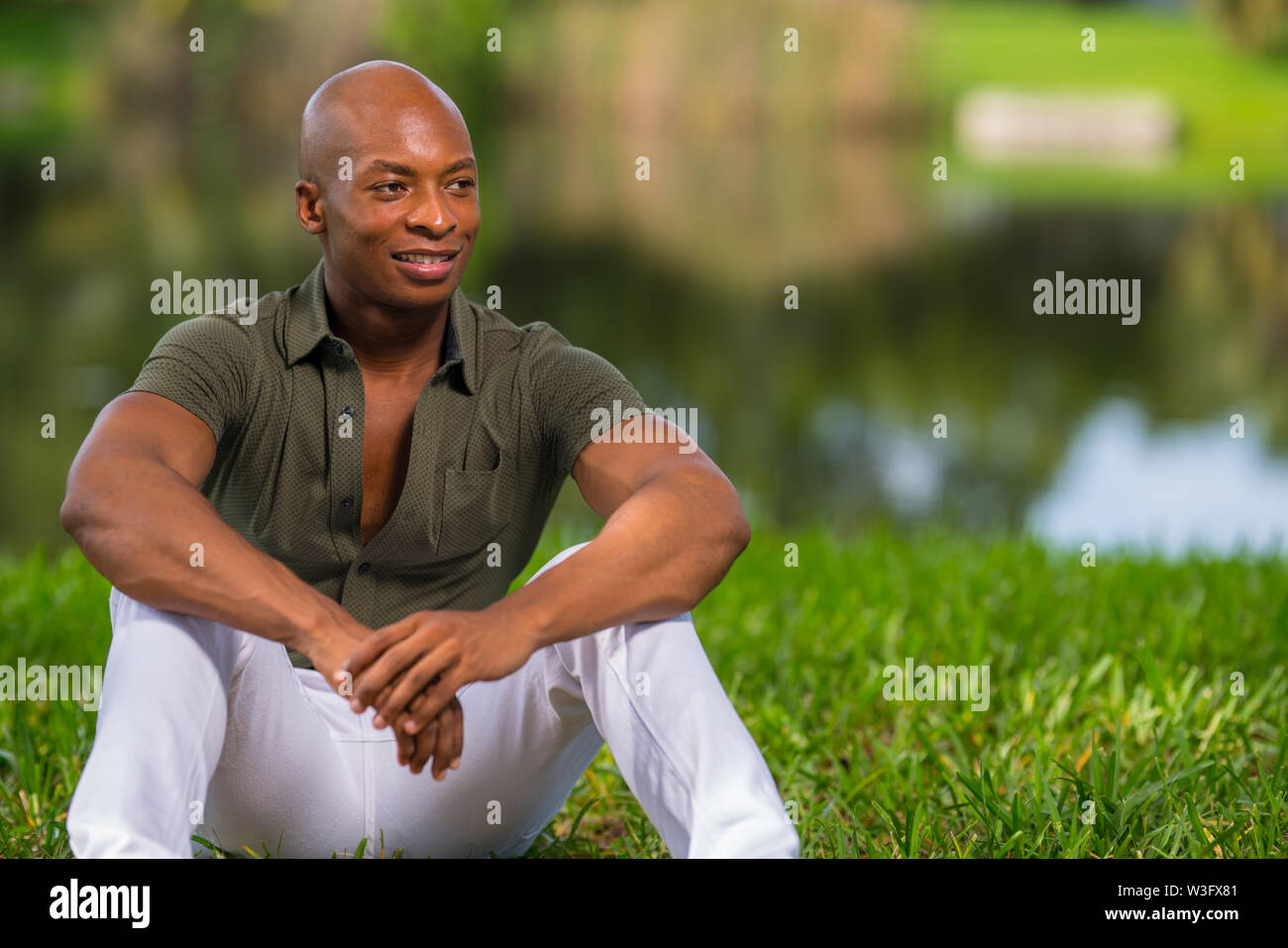 Muscular bald man white hi-res stock photography and images - Alamy