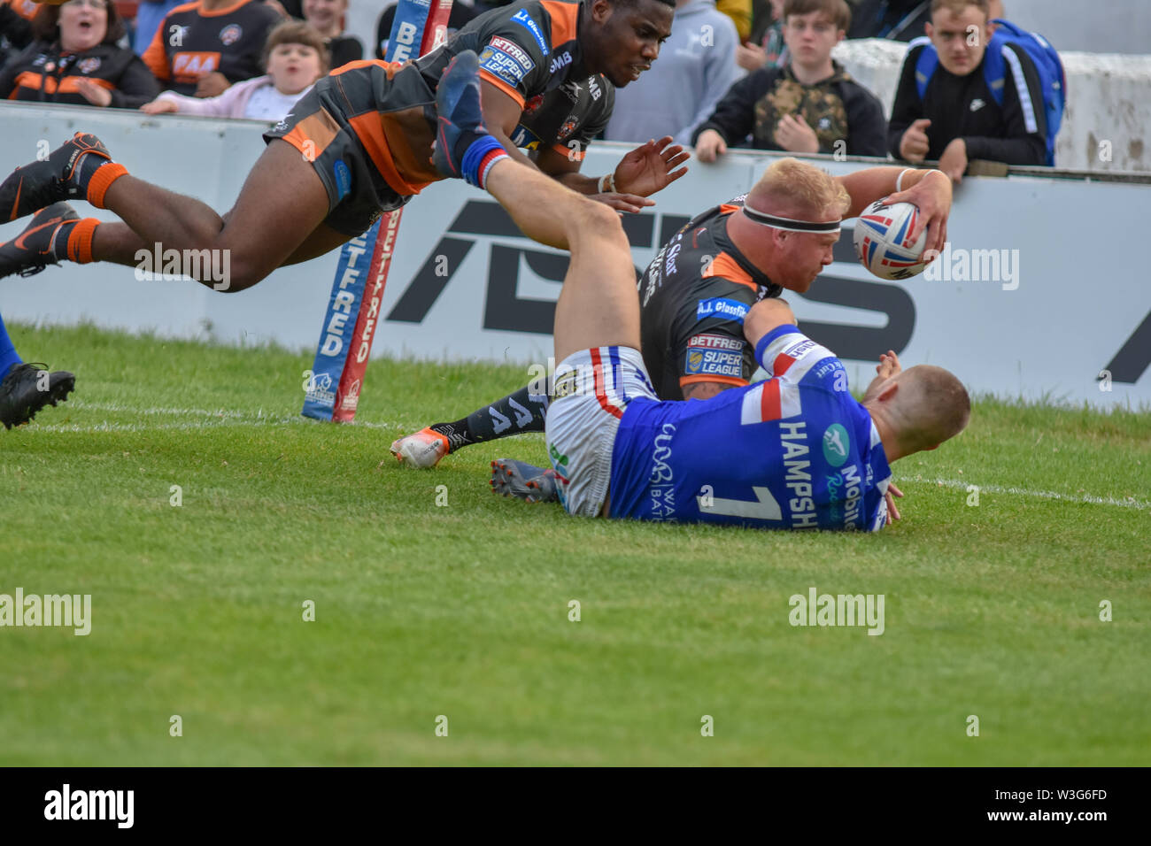 Wakefield v Castleford Stock Photo Alamy