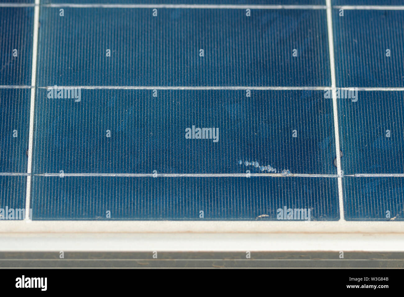 Snail trails defects in Solar Energy Modules because of corroion in ...
