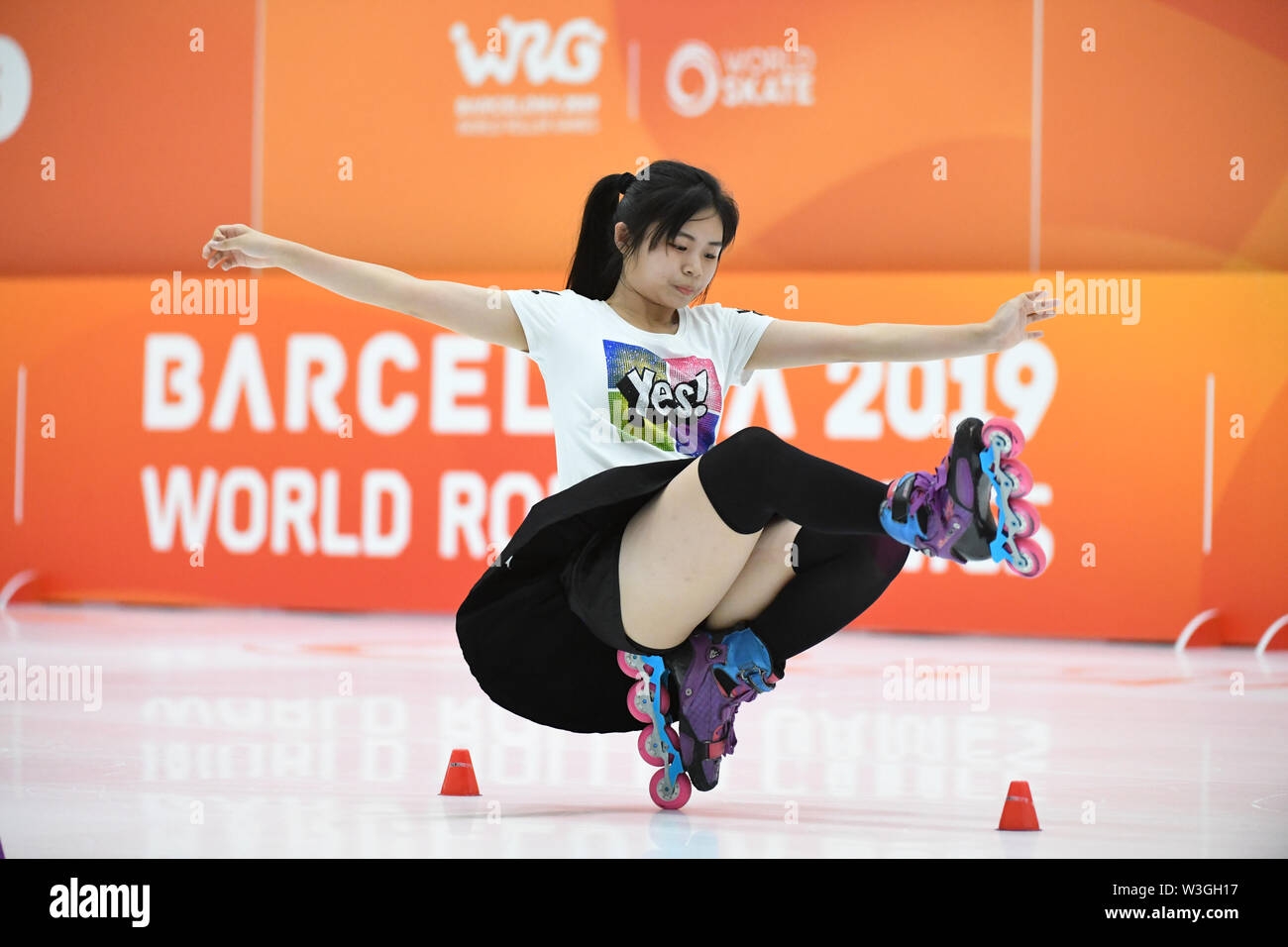 LU WEI-HSUAN from Taipei, performs in Slalom Classic for Junior ladies