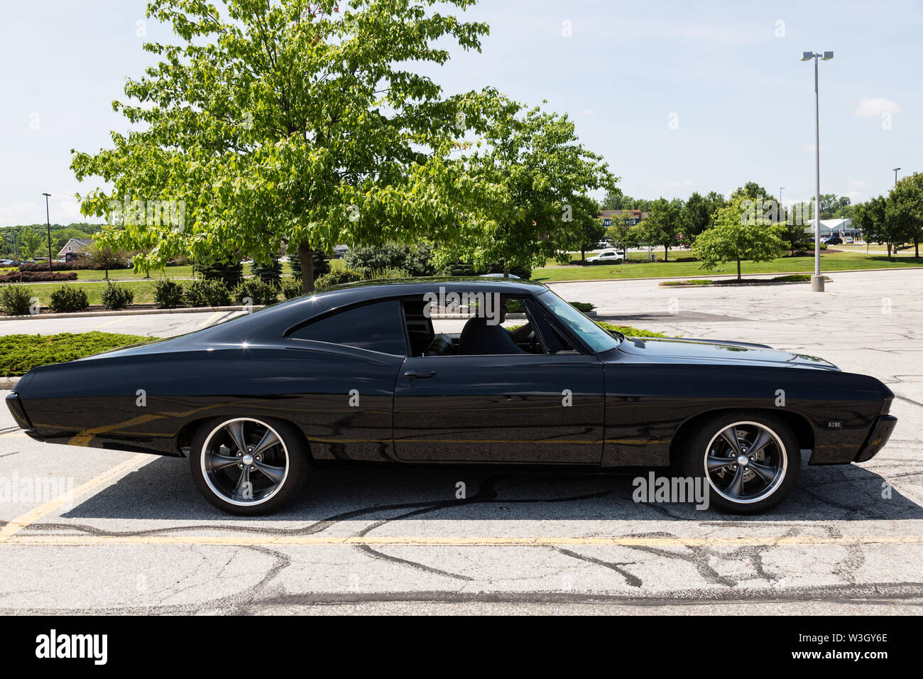 A Man Drives His Beautifully Customized Black 1968 Chevrolet Impala In Fort Wayne Indiana Usa Stock Photo Alamy A Man Drives His Beautifully Customized Black 1968 Chevrolet Impala In Fort Wayne Indiana Usa Stock Photo Alamy