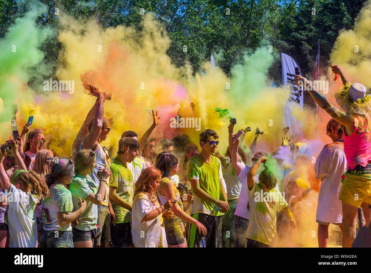 Color Me Rad High Resolution Stock Photography And Images Alamy