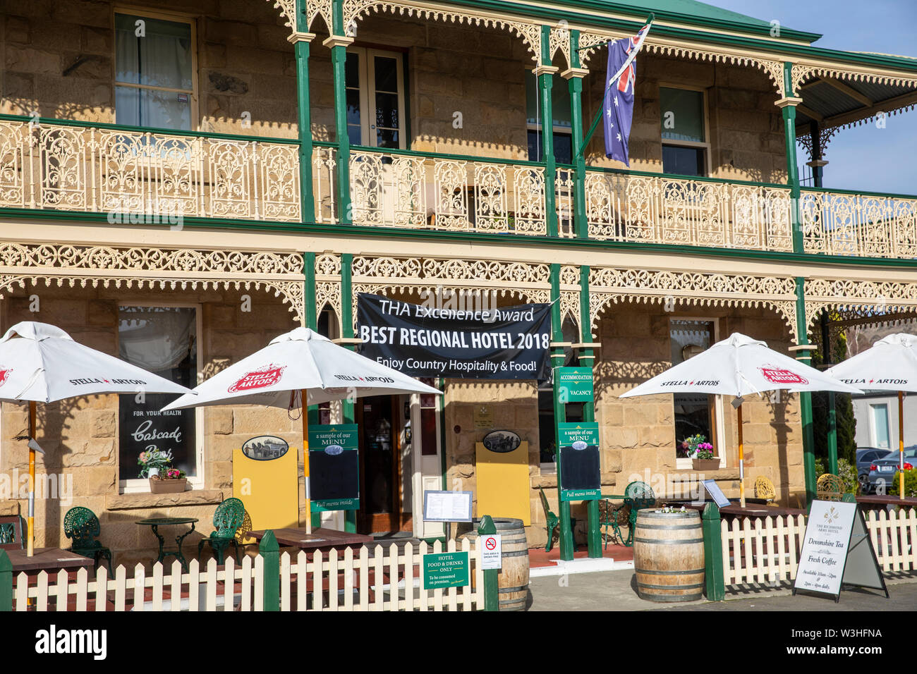 Richmond Tasmania, Richmond Arms hotel and pub in this historic village on the convict trail near Hobart,Tasmania,Australia Stock Photo