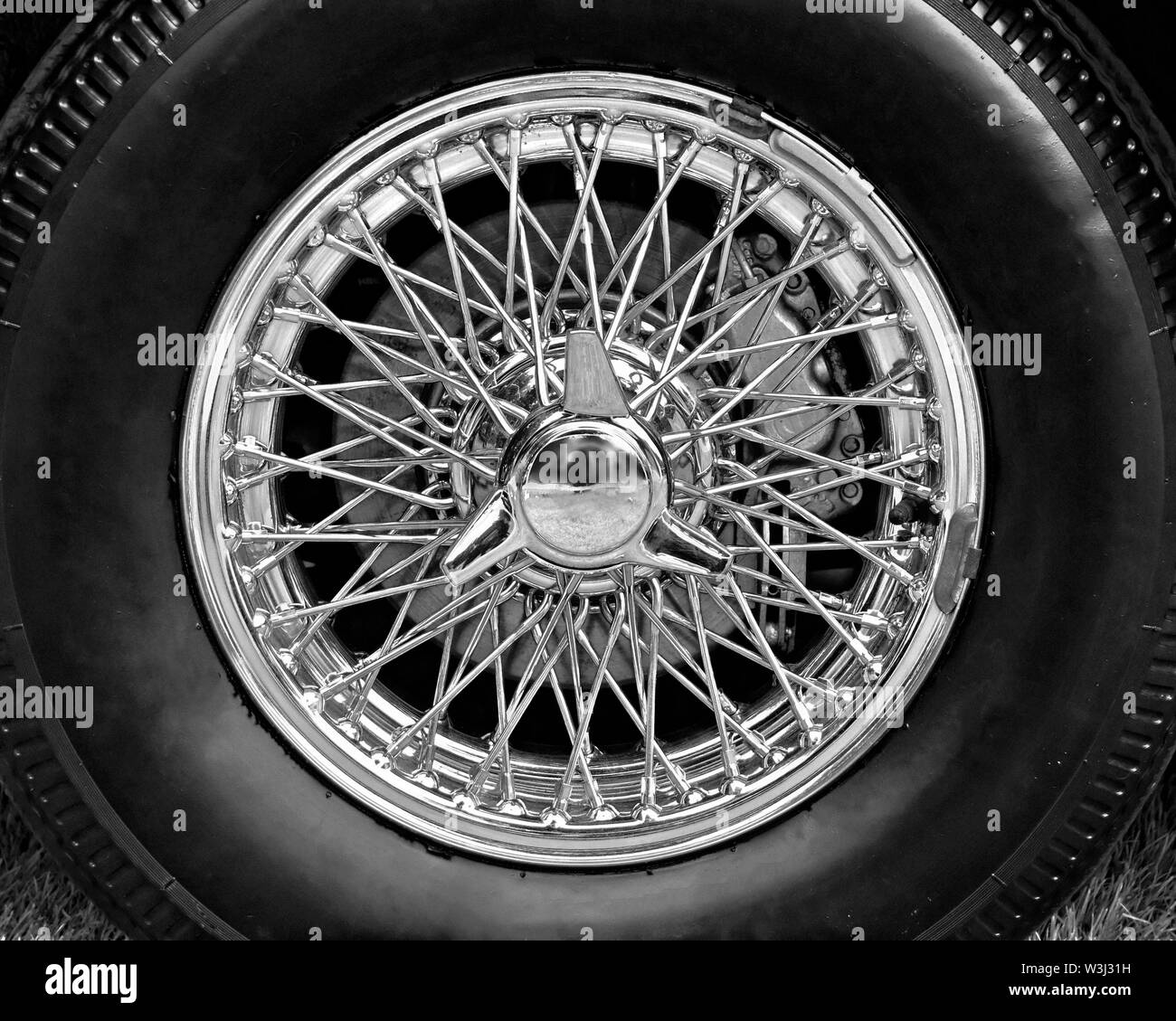 Closeup Of Vintage Car Wire Wheel In Black And White Stock Photo Alamy