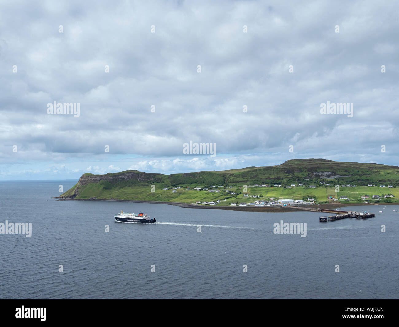 Caledonian MacBrayne car ferry MV Hebrides departing Uig ferry terminal on the Isle of Skye, Scotland Stock Photo
