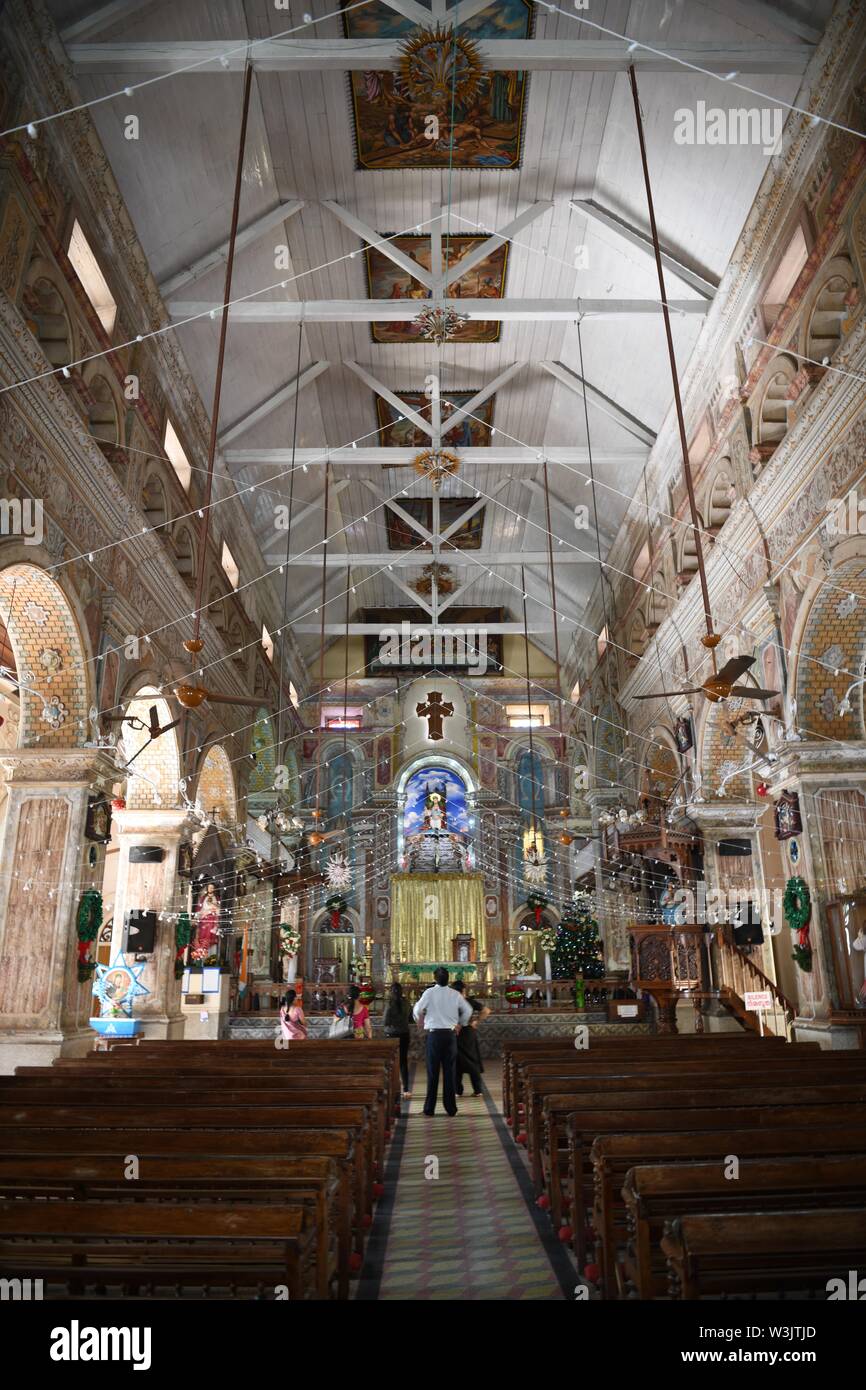 Inside Santa Cruz Cathedral Basilica Kochi Cochin India Stock