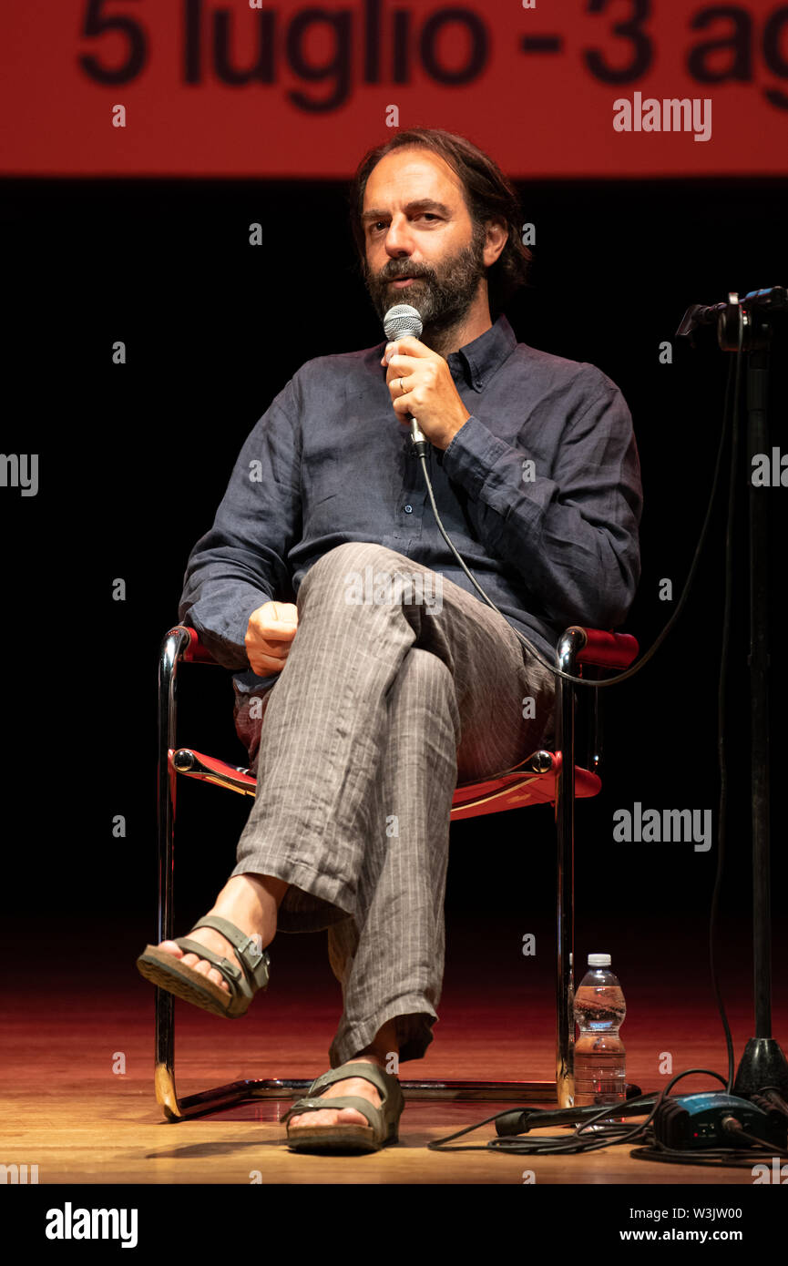 Camaiore, Italy. 15th July, 2019. Neri Marcore' the Italian actor and comics speaks on stage of Teatro dell'olivo at Camaiore for the festival Giorgio Gaber. Credit: Stefano Dalle Luche/Pacific Press/Alamy Live News Stock Photo