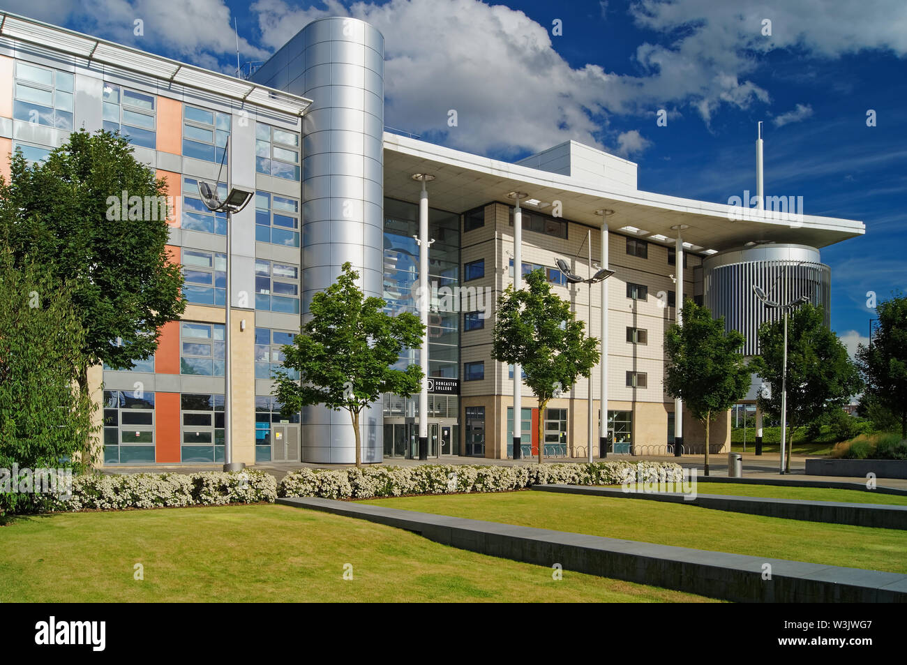 UK,South Yorkshire,Doncaster College,The Hub Campus Stock Photo