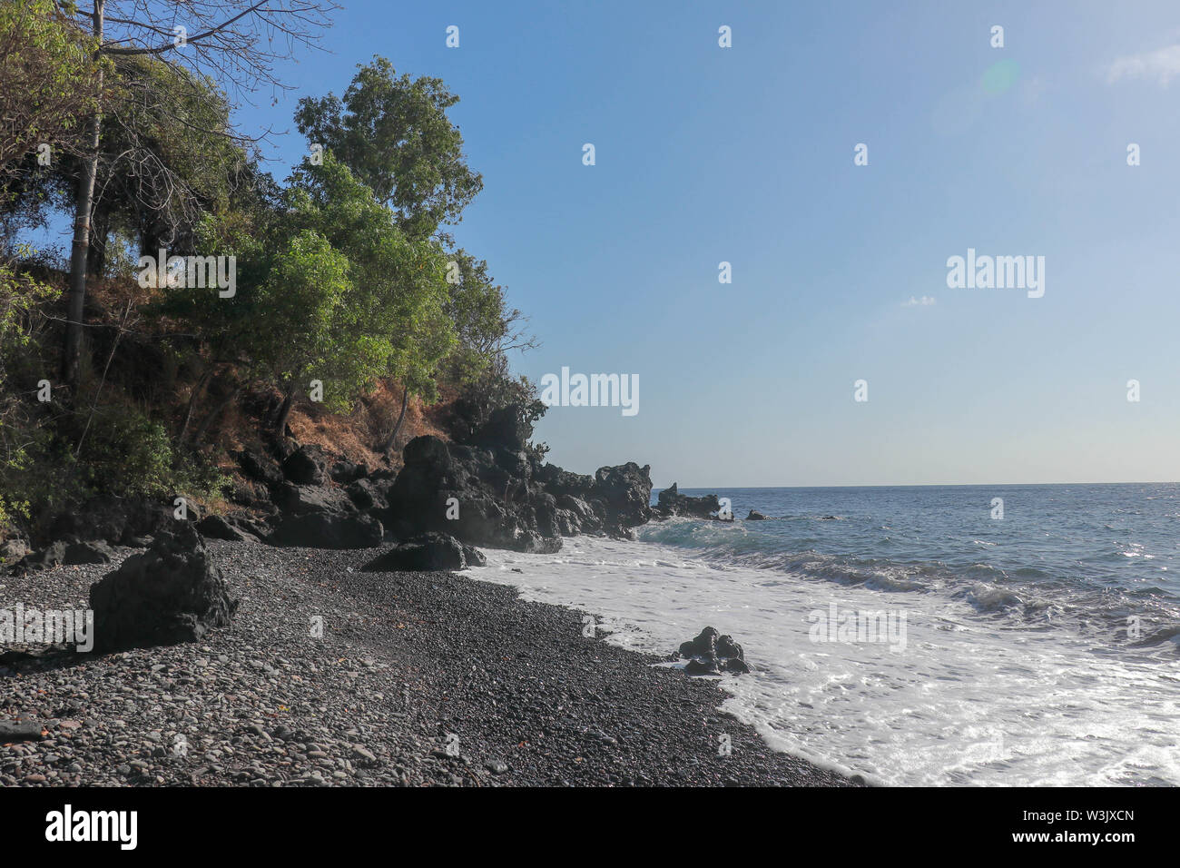 Smooth volcanic rocks and stones hi-res stock photography and images ...