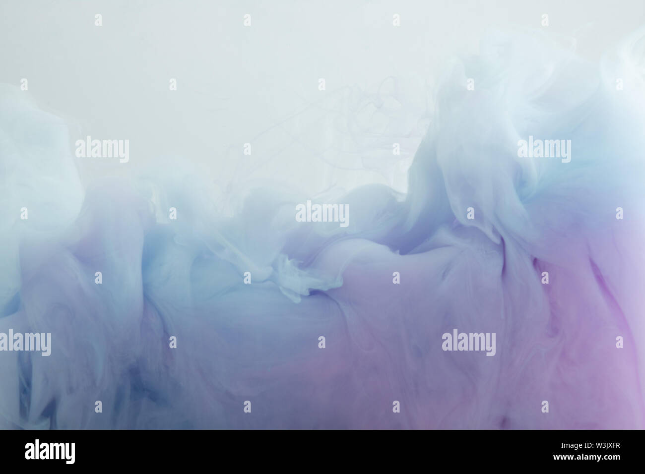 Purple paint splash hi-res stock photography and images - Alamy
