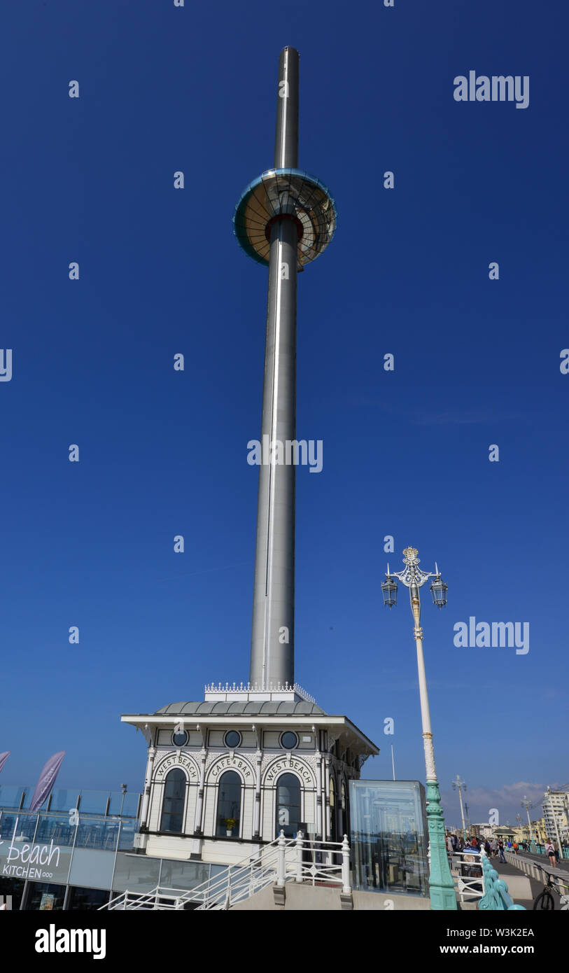 Brighton tower lift hi-res stock photography and images - Alamy