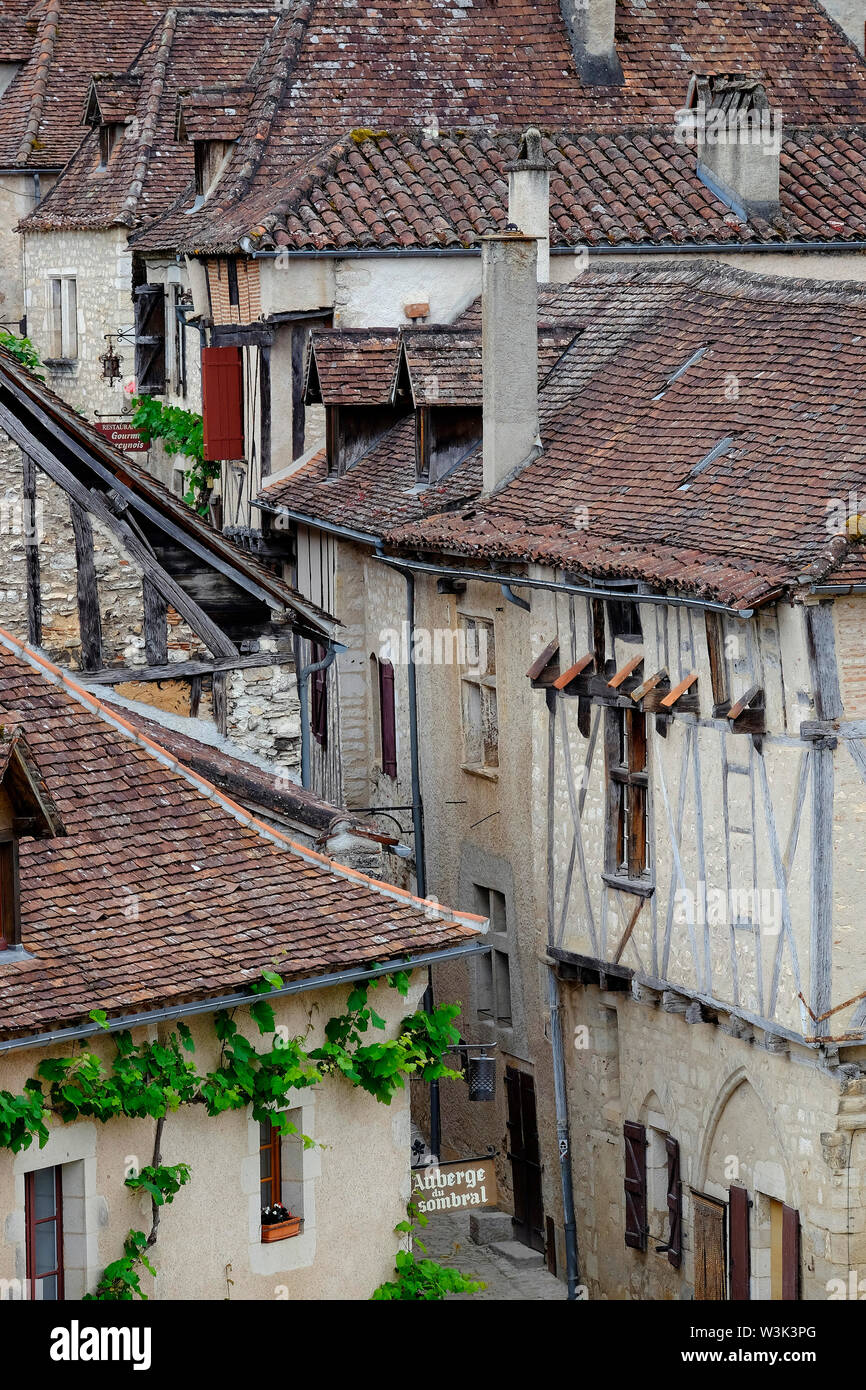 saintcirqlapopie, lot valley, france Stock Photo Alamy