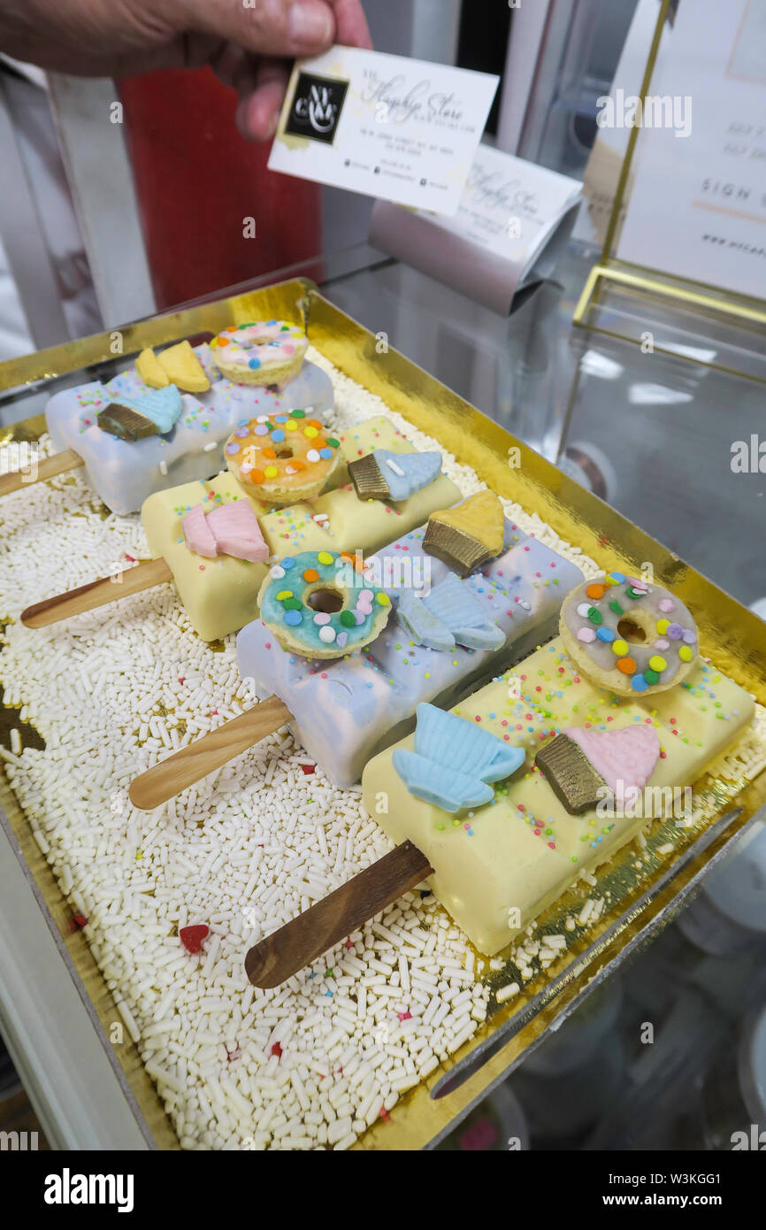 New York Cake Is A Go To Shop For Supplies Gadgets Utensils For